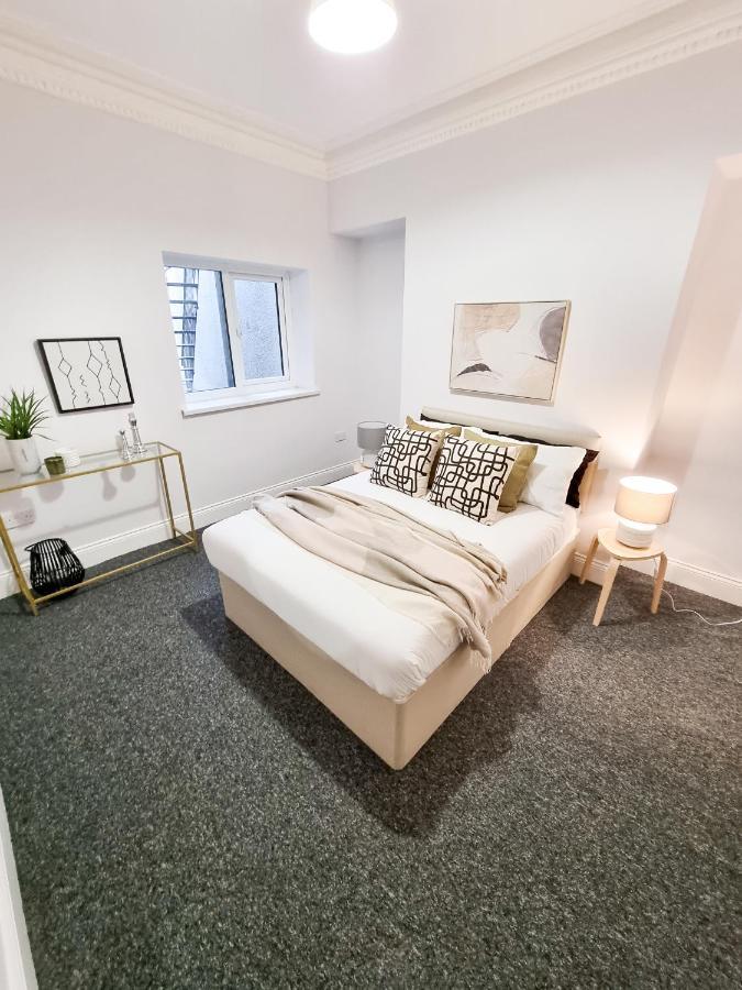 דירות סוואנסי Gorgeous Newly Renovated 2 Double Bed Flat מראה חיצוני תמונה